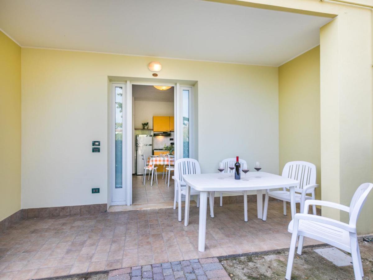 Apartment Robinia-Pinetine-4 By Interhome Duna Verde Exterior photo